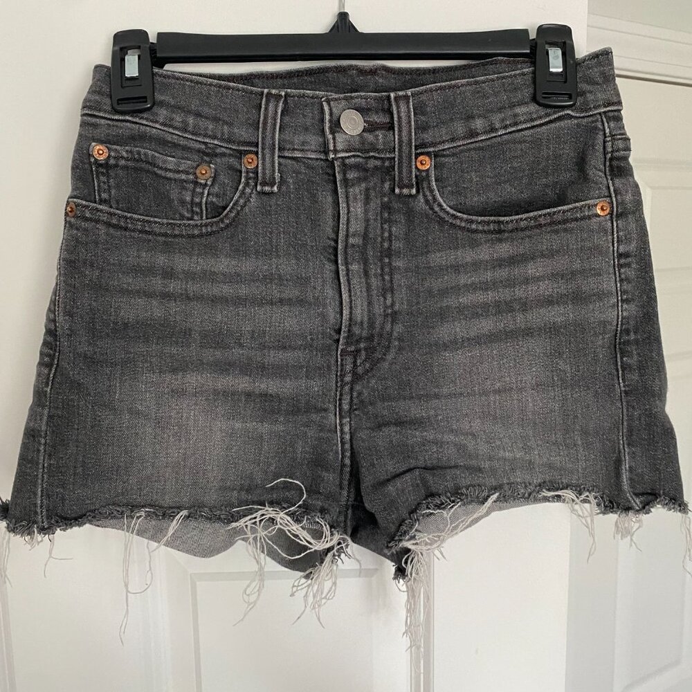 Levis Frayed Hem Denim Shorts